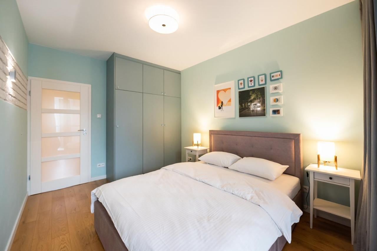 Sokratesa Estate Ideal Apartment Варшава Екстер'єр фото